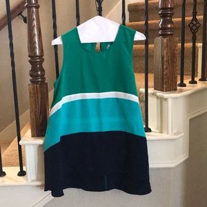 Limited sleeveless top